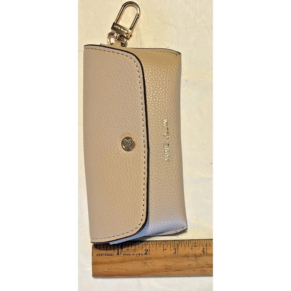 Anne Klein anne klein